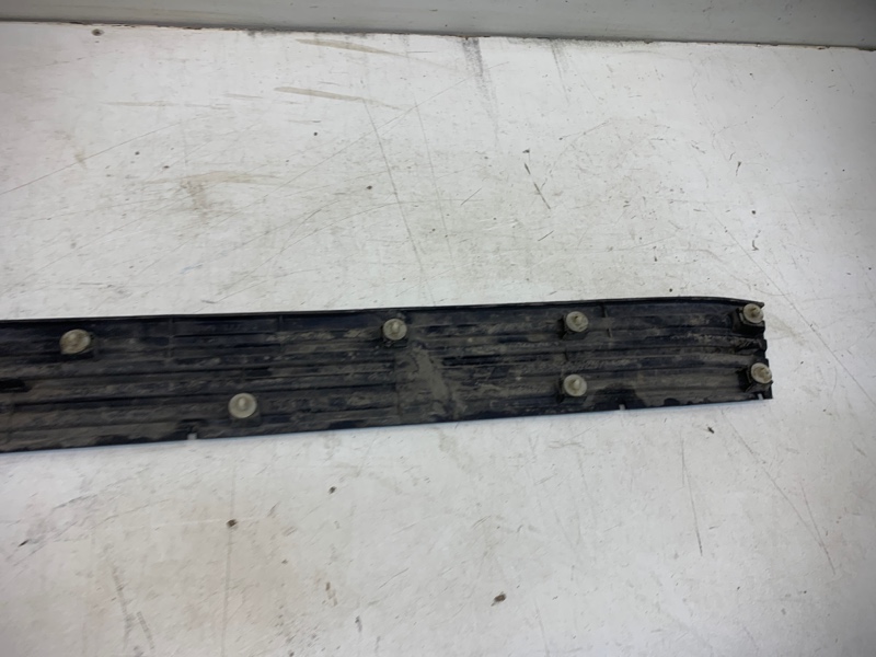 Накладка на подножку