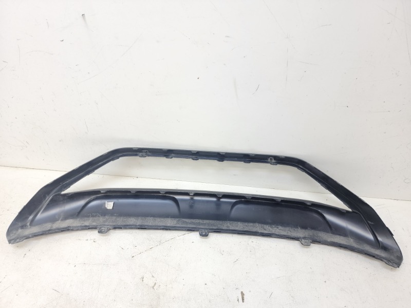 Накладка переднего бампера