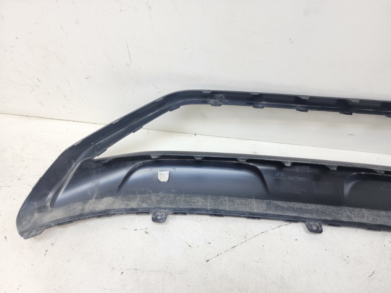 Накладка переднего бампера