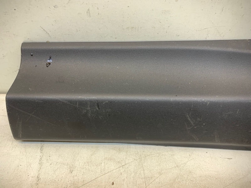 Накладка двери задней левой