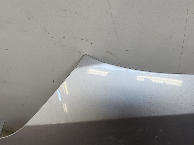 Крыло переднее левое