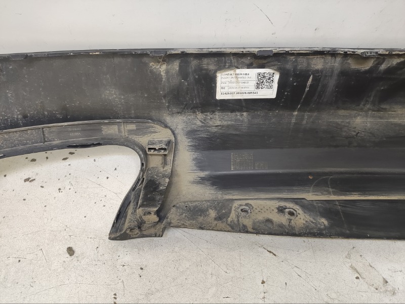 Спойлер заднего бампера