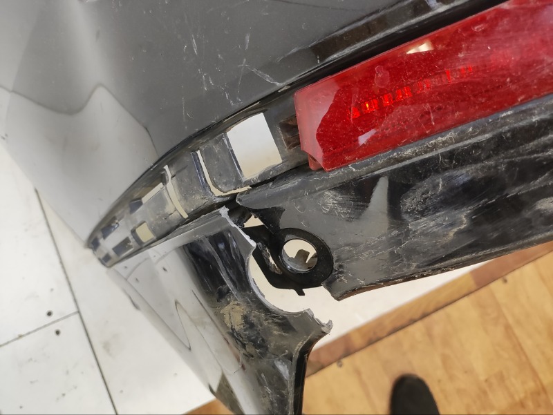 Бампер задний