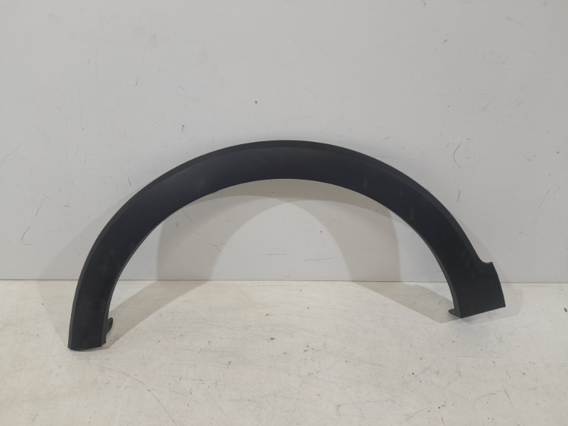 Накладка переднего крыла левого