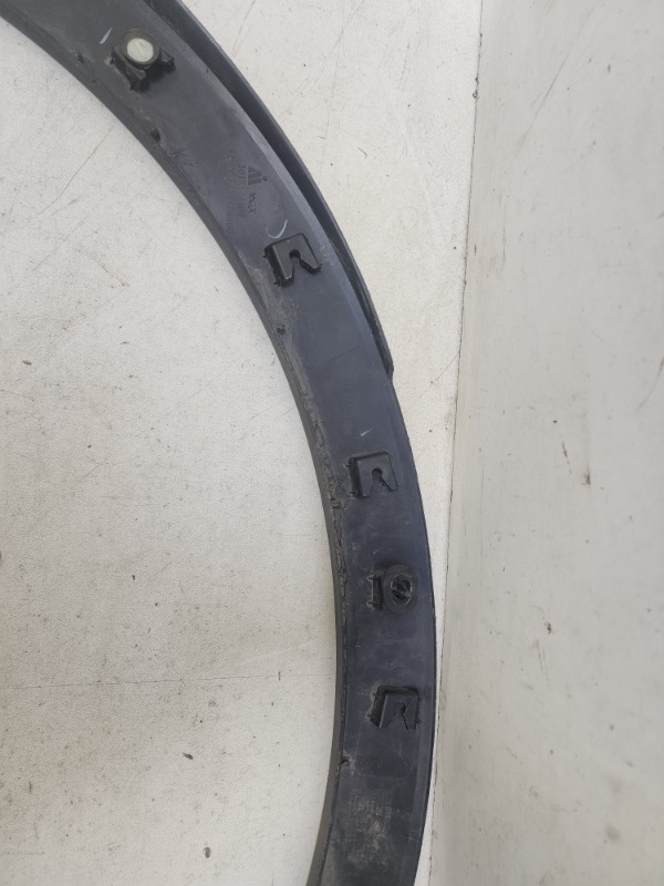 Накладка заднего крыла правого