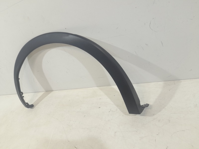 Накладка заднего крыла правого