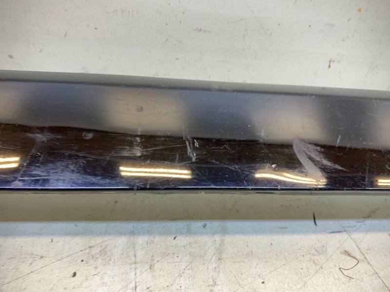 Накладка крышки багажника