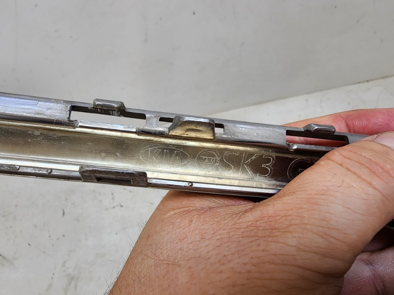 Накладка на решетку радиатора