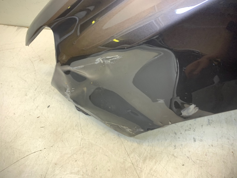 Крыло переднее левое