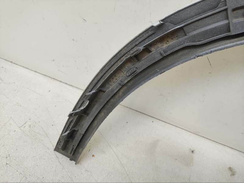 Накладка заднего крыла левого