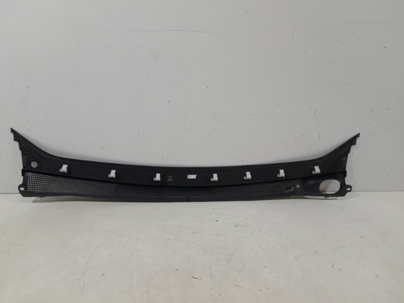 Решетка стеклоочистителей (Жабо)