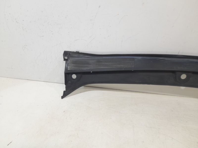 Решетка стеклоочистителей (Жабо)