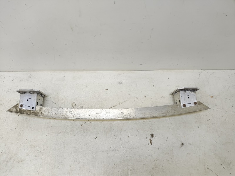 Усилитель заднего бампера