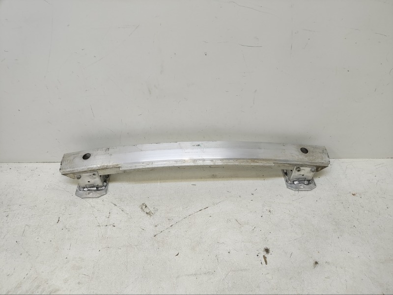 Усилитель заднего бампера