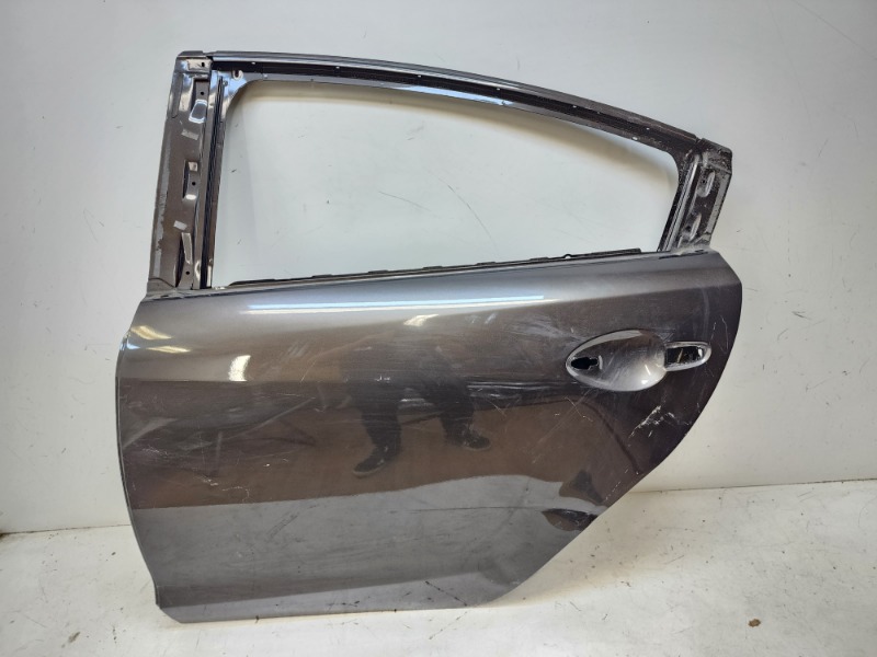 Дверь задняя левая