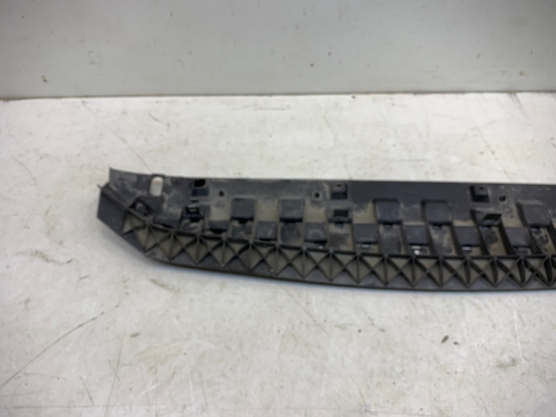 Пыльник двигателя