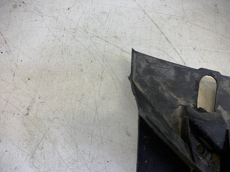 Пыльник двигателя