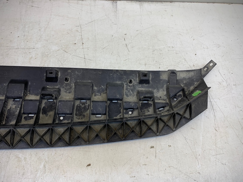 Пыльник двигателя