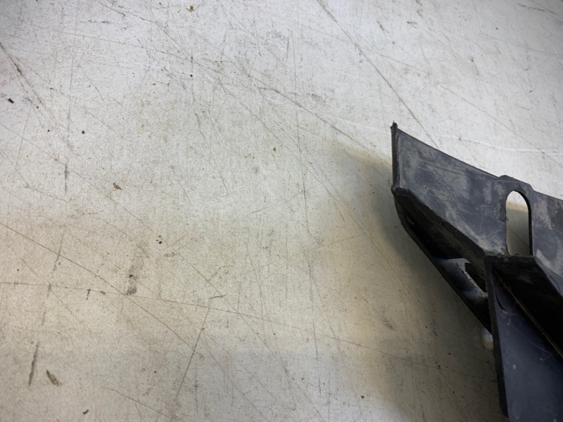 Пыльник двигателя