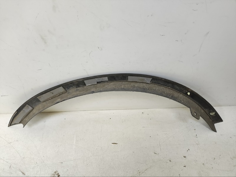 Накладка заднего крыла левого