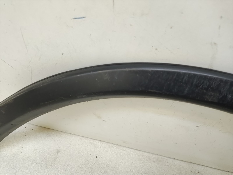 Накладка заднего крыла левого