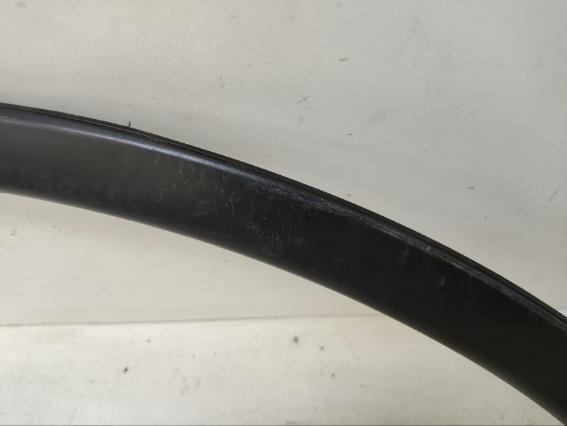 Накладка заднего крыла левого