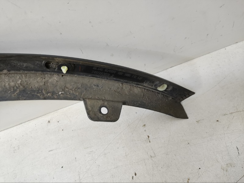 Накладка заднего крыла левого