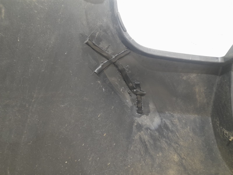 Бампер задний