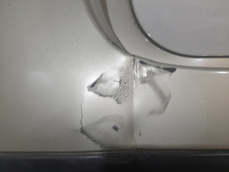 Бампер задний