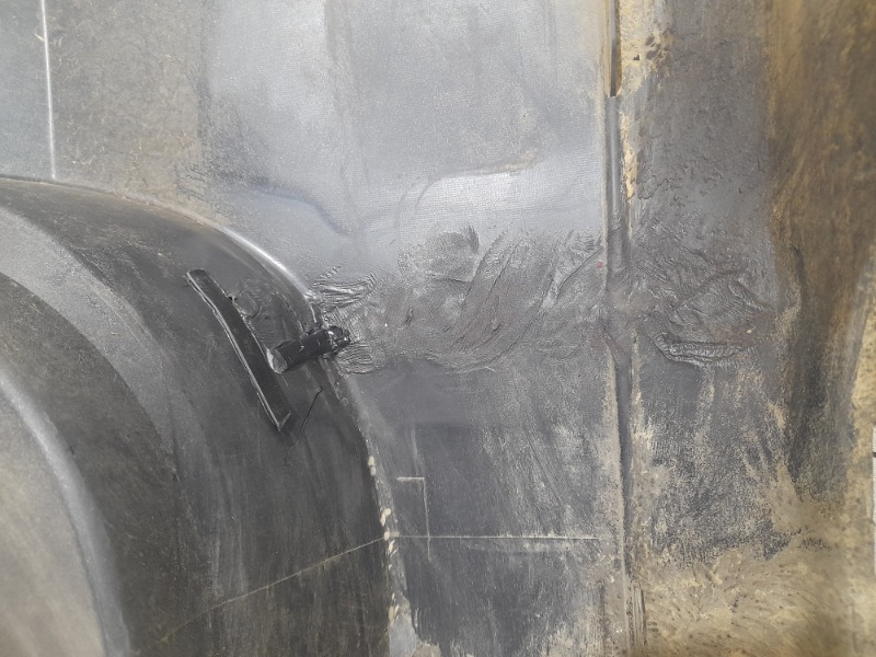 Бампер задний