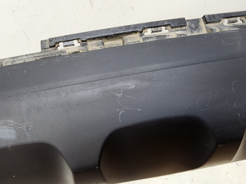 Спойлер заднего бампера