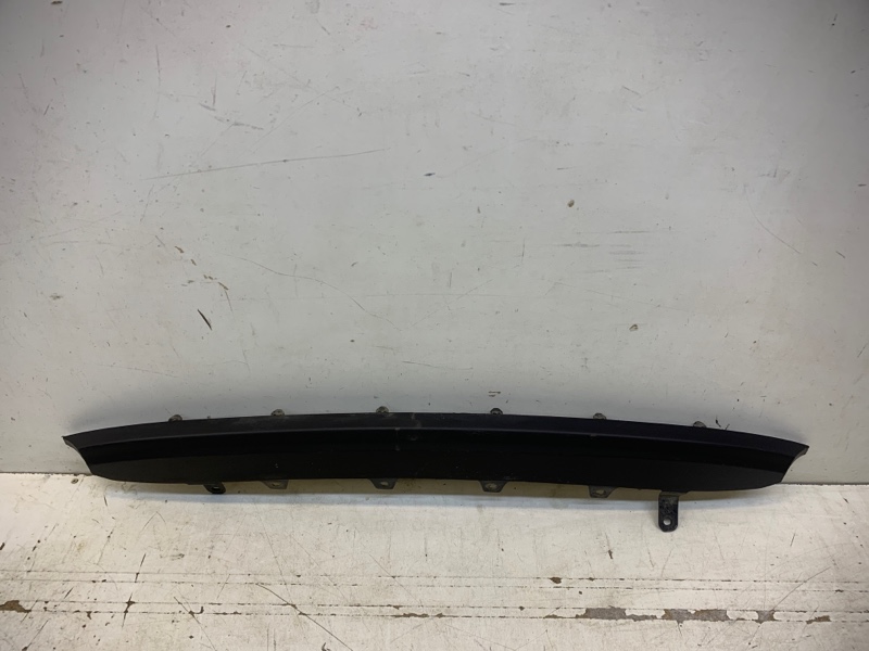 Спойлер заднего бампера