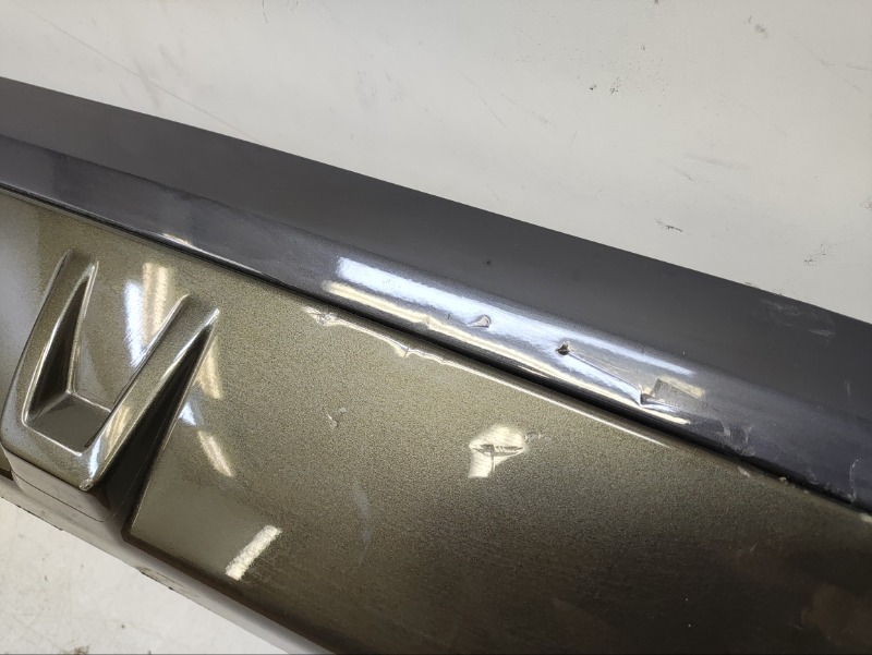 Спойлер заднего бампера