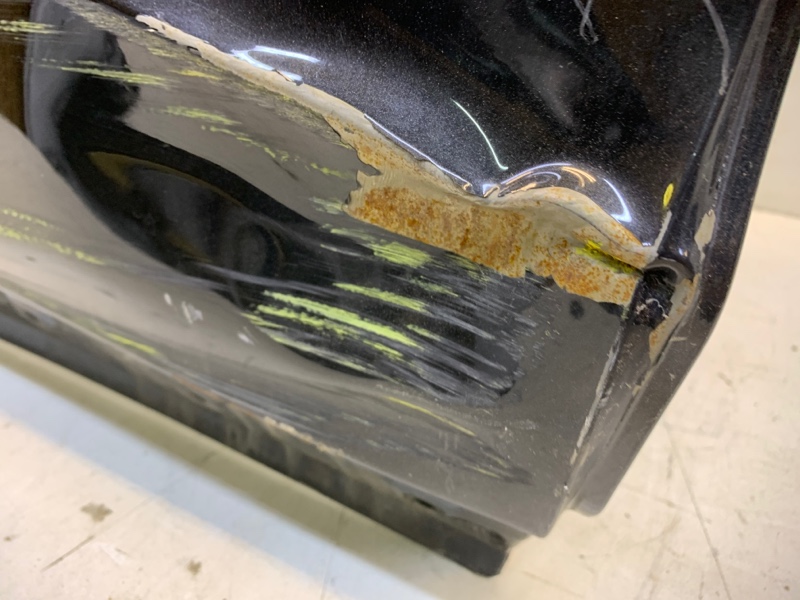 Дверь задняя правая