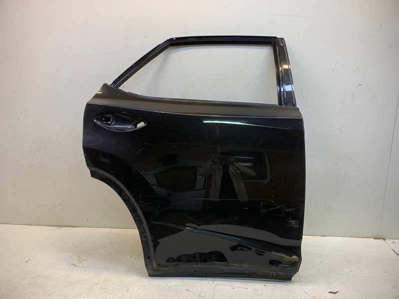 Дверь задняя правая