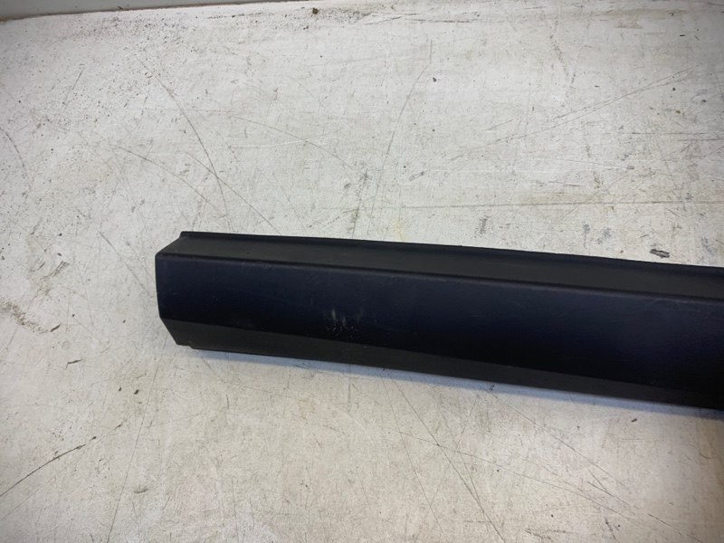 Накладка двери задней левой