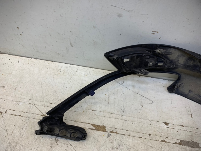 Спойлер заднего бампера