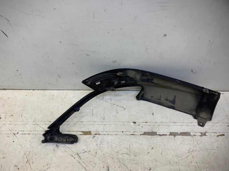 Спойлер заднего бампера