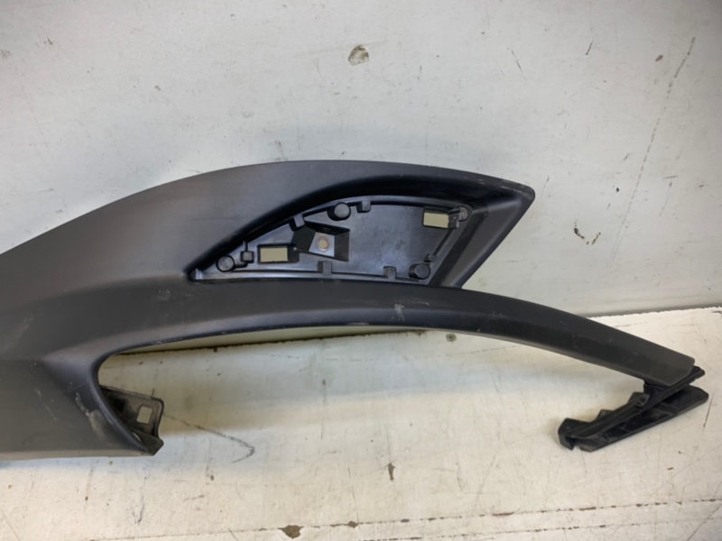 Спойлер заднего бампера