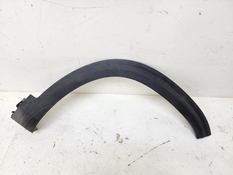 Накладка переднего крыла правого