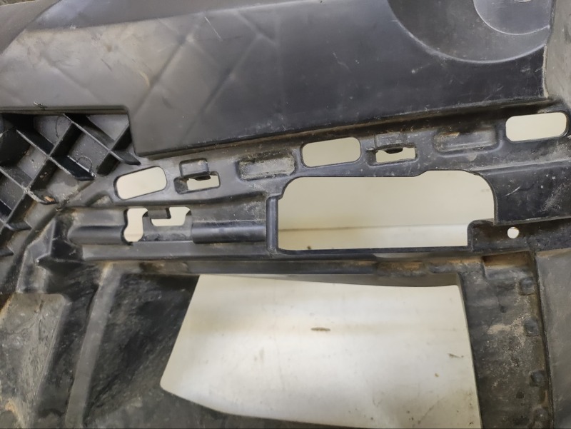 Кронштейн фары противотуманной левой