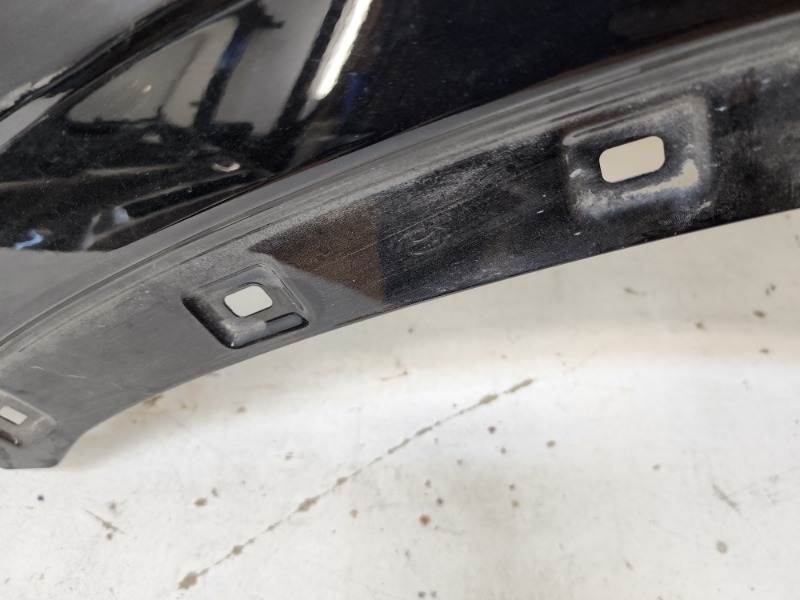 Крыло переднее левое