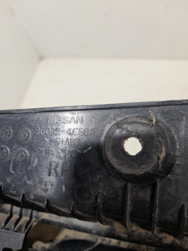 Обшивка стойки