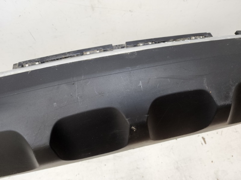 Спойлер заднего бампера