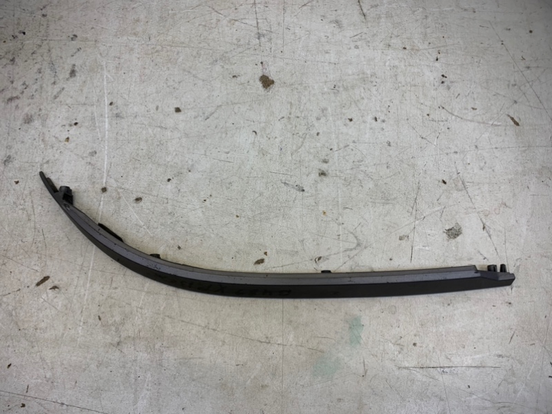 Молдинг заднего бампера левый