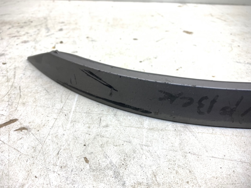 Молдинг заднего бампера левый