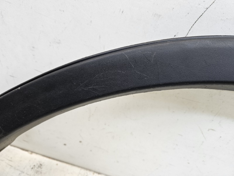 Накладка заднего крыла левого