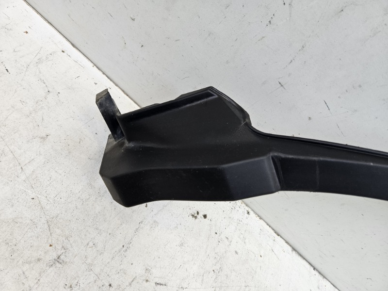 Накладка заднего крыла левого