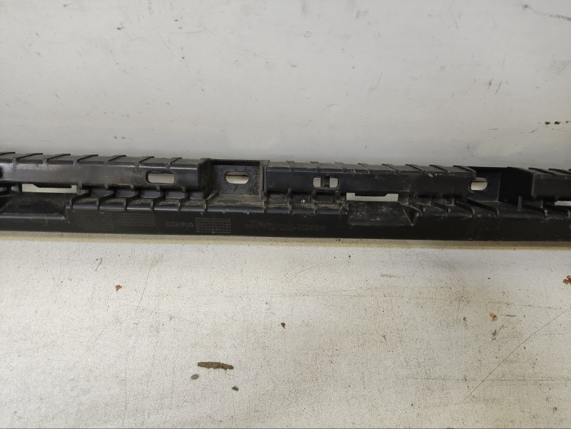 Накладка на подножку