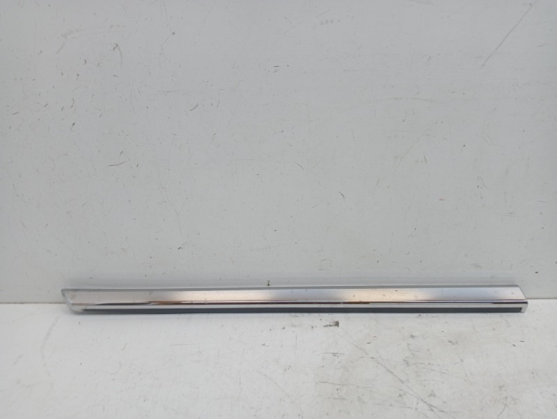 Молдинг двери